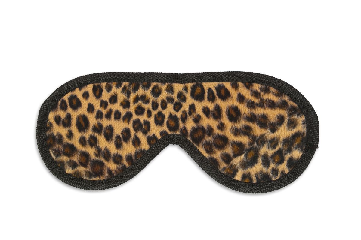 Закрытая маска леопардовой расцветки